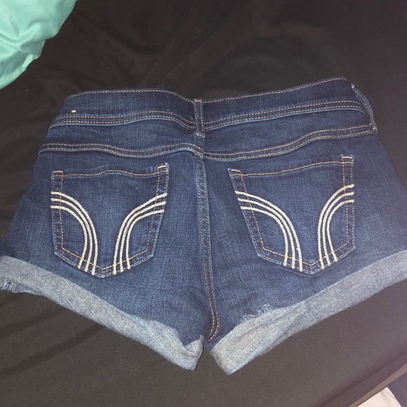 hollister shorts - Picture 3 of 3